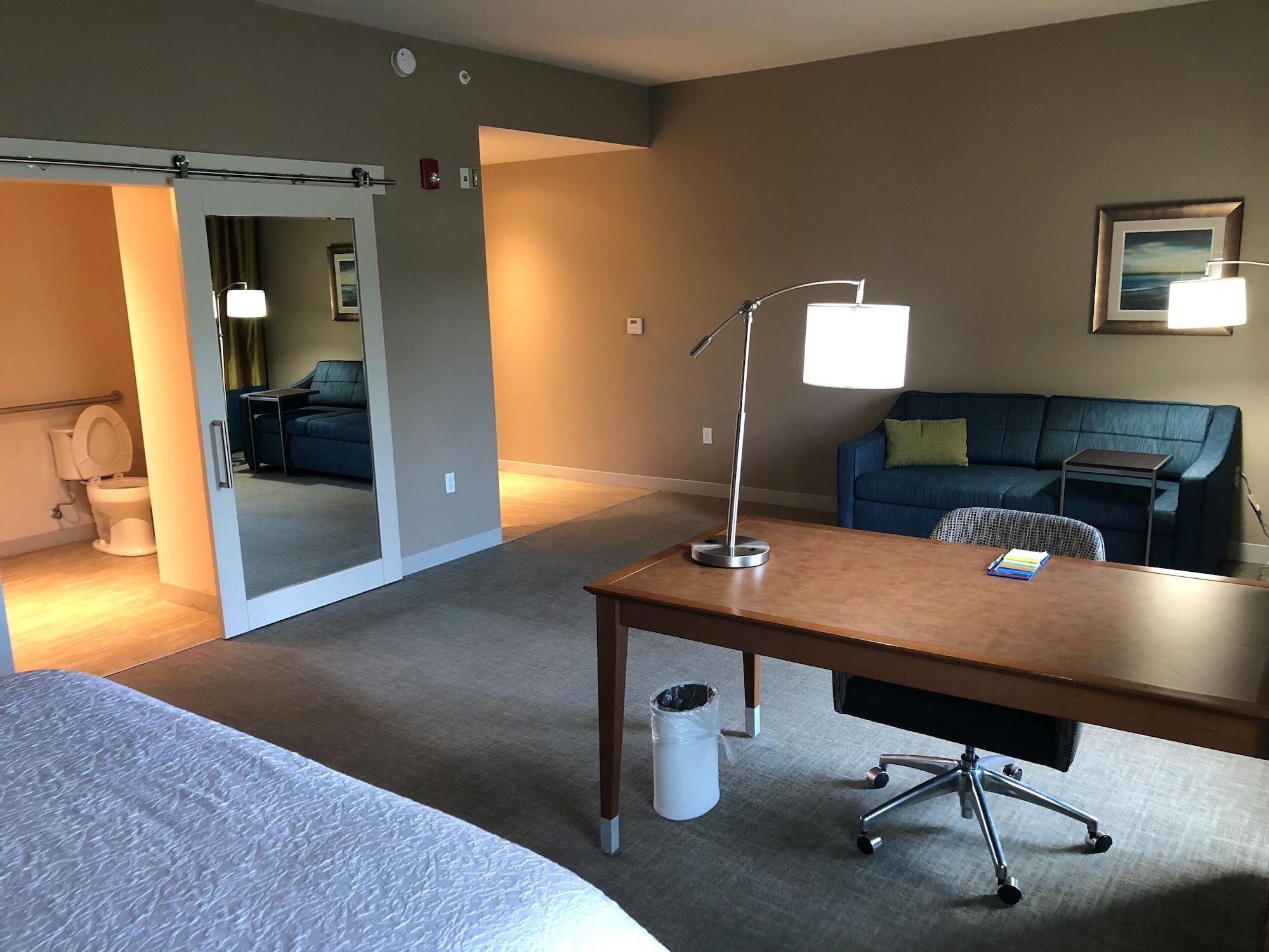 Hotel Hampton & By Hilton Busch Gardens Area