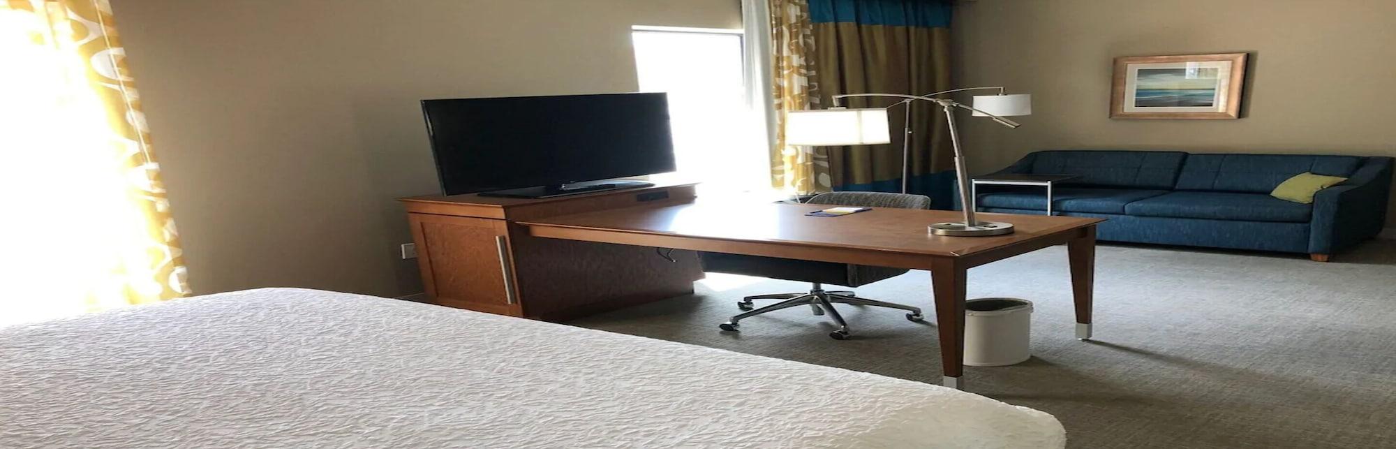 Hampton & By Hilton Busch Gardens Area Hotel