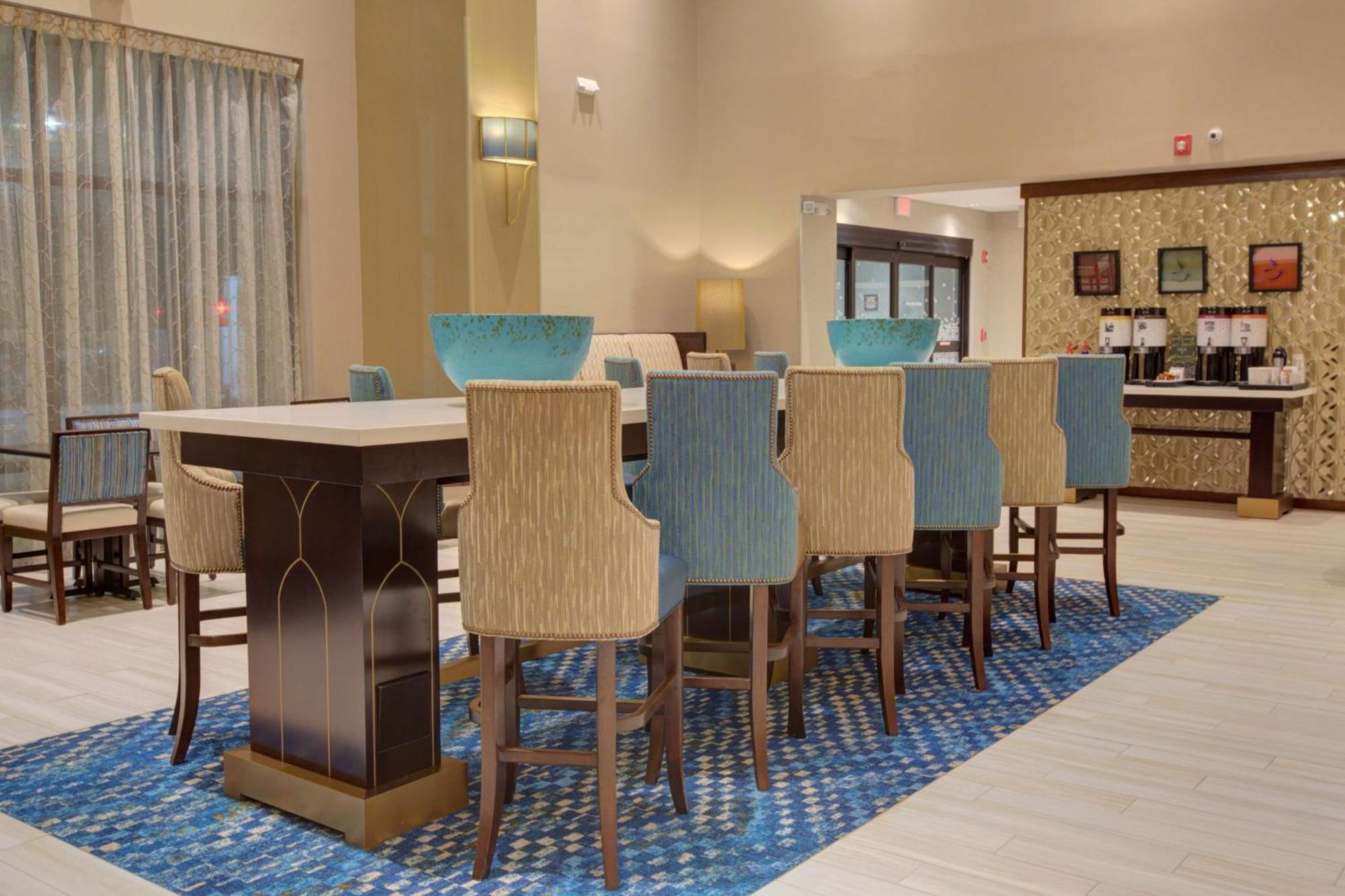 Hampton & By Hilton Busch Gardens Area 3* Tampa